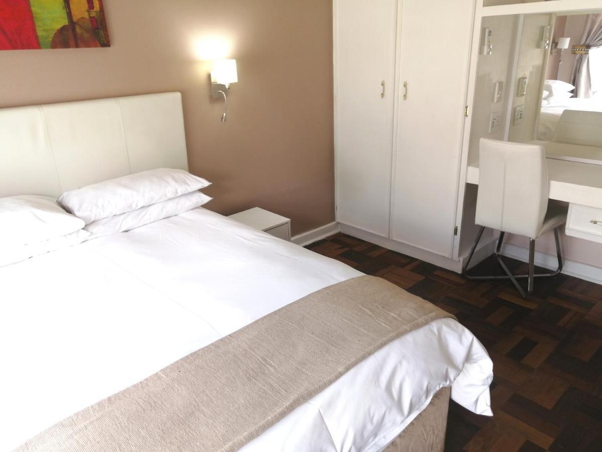 Easy Inn Guesthouse 韦尔科姆 外观 照片