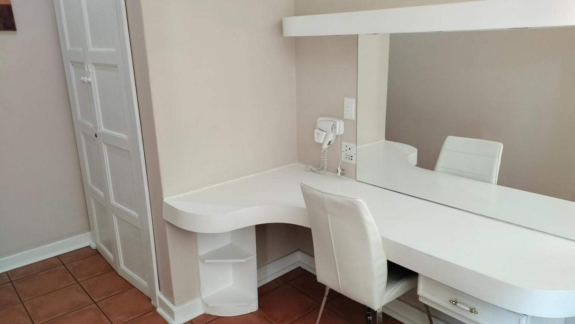 Easy Inn Guesthouse 韦尔科姆 外观 照片